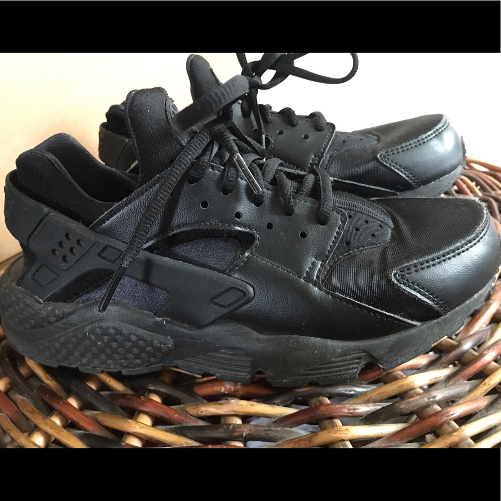 Women Nike Huarache 8.5